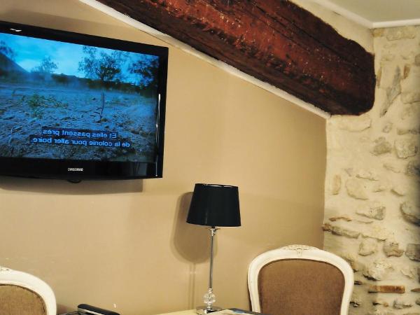 Hôtel du Palais des Papes : photo 5 de la chambre chambre double standard (1 adulte)