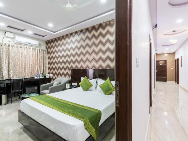 Treebo Greenwood Premier Suites, Old Airport Road : photo 5 de la chambre chambre double standard