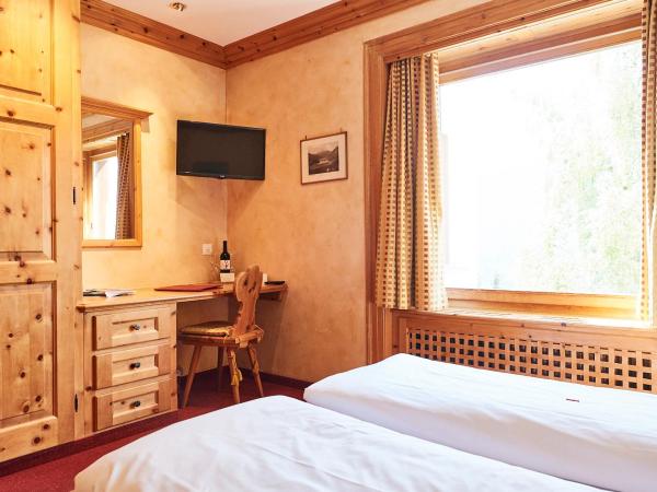 Chesa Languard : photo 3 de la chambre chambre double