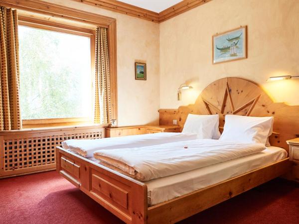 Chesa Languard : photo 2 de la chambre chambre double