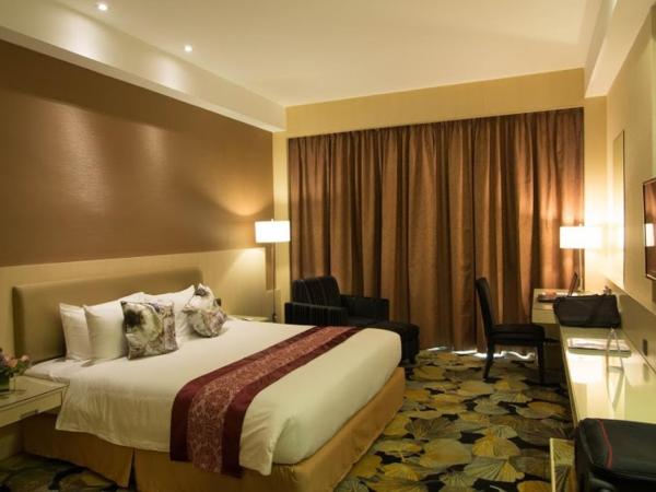 Imperial Hotel Kuching : photo 1 de la chambre chambre lit king-size supérieure