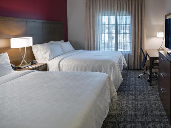 Staybridge Suites - Phoenix - Biltmore Area, an IHG Hotel : photo 2 de la chambre suite studio avec 2 lits queen-size - baignoire accessible aux personnes à mobilité réduite/non-fumeurs