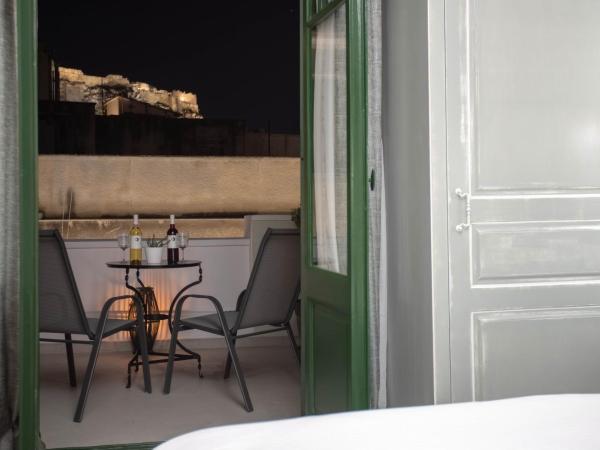 Pandrosos Divine Suites : photo 5 de la chambre suite pandrosos - vue partielle sur acropole avec terrasse