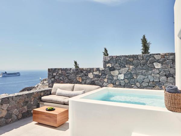 Canaves Epitome - Small Luxury Hotels of the World : photo 5 de la chambre suite lune de miel avec bassin profond