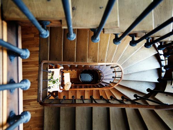 Gast - und Kulturhaus Der Teufelhof Basel : photo 8 de la chambre chambre double art