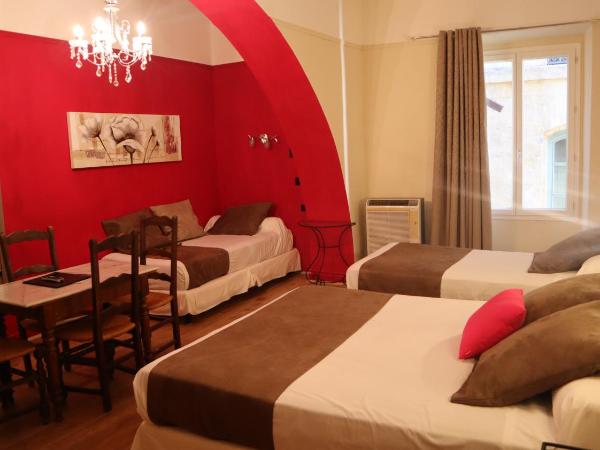 Hotel Du Forum : photo 7 de la chambre chambre quadruple