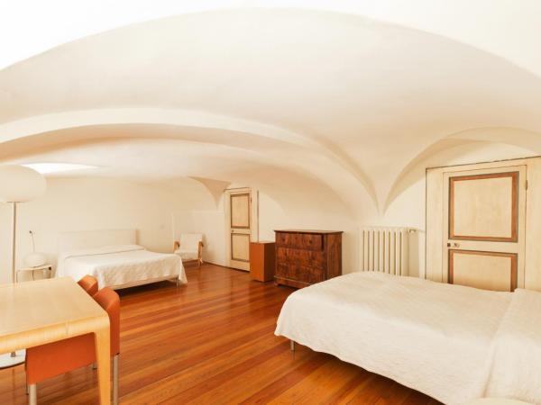 Palazzo Cicala : photo 2 de la chambre chambre triple