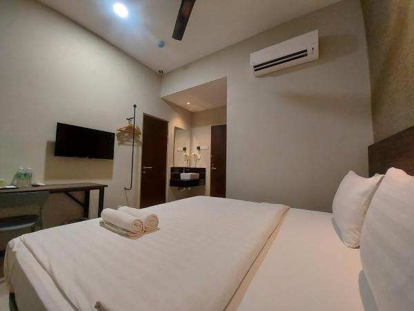 MIICO Hotel @ Mount Austin : photo 3 de la chambre chambre lit king-size