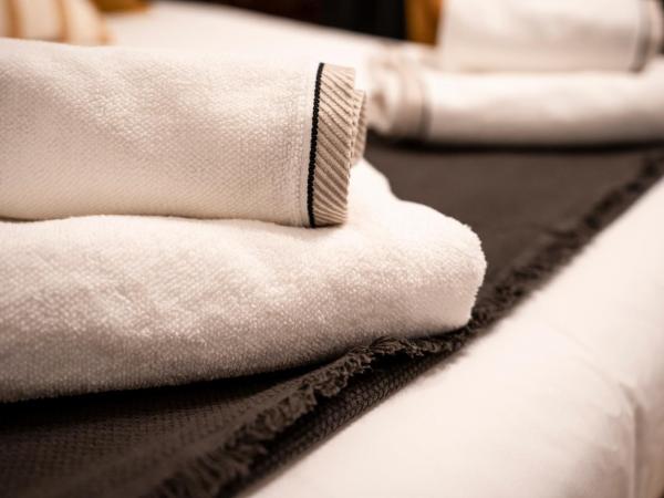 HiHome Hostel : photo 9 de la chambre chambre triple avec salle de bains commune