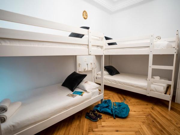 HiHome Hostel : photo 7 de la chambre lit superposé dans dortoir mixte