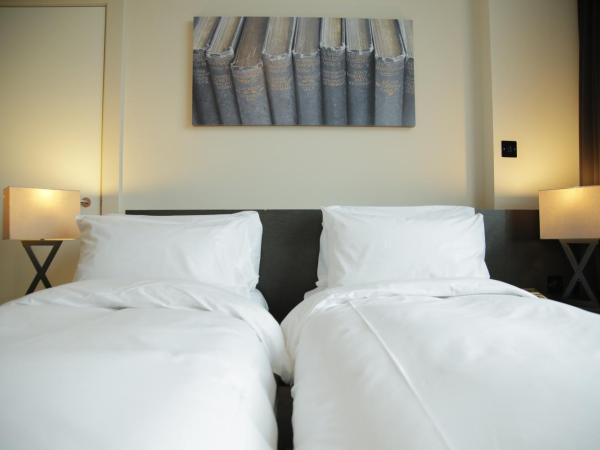 Hotel Xanadu : photo 6 de la chambre chambre lits jumeaux