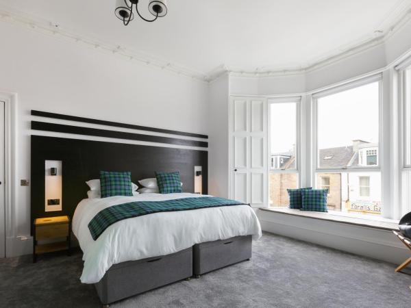 Castle Park Guest House : photo 1 de la chambre chambre deluxe double ou lits jumeaux