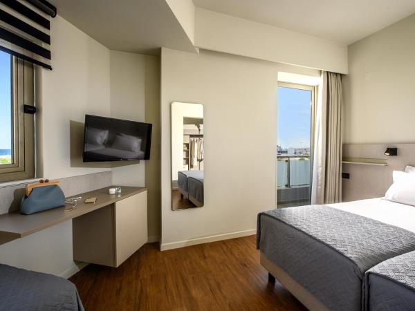 Marin Hotel : photo 4 de la chambre chambre triple - vue sur mer