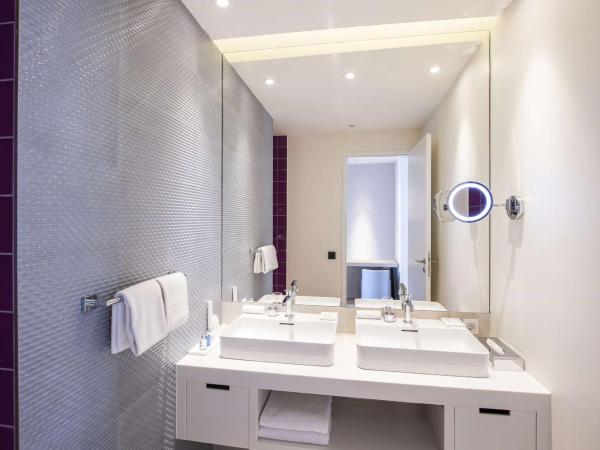 Radisson Blu Resort & Spa : photo 2 de la chambre suite junior avec balcon - vue sur mer