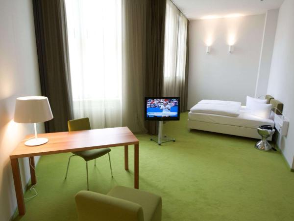 Wyndham Garden Berlin Mitte : photo 5 de la chambre suite junior