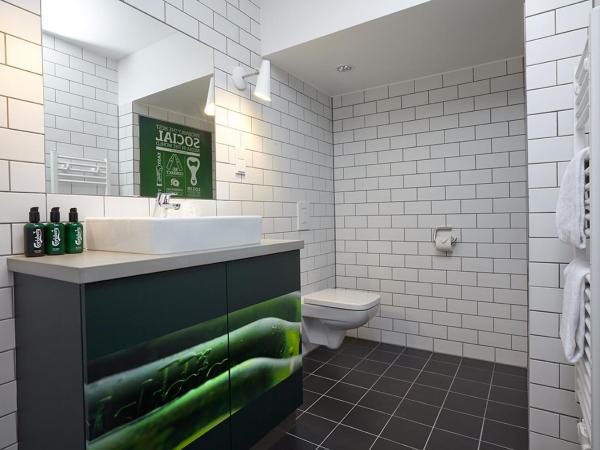 Generator Berlin Mitte : photo 5 de la chambre suite junior avec terrasse privée