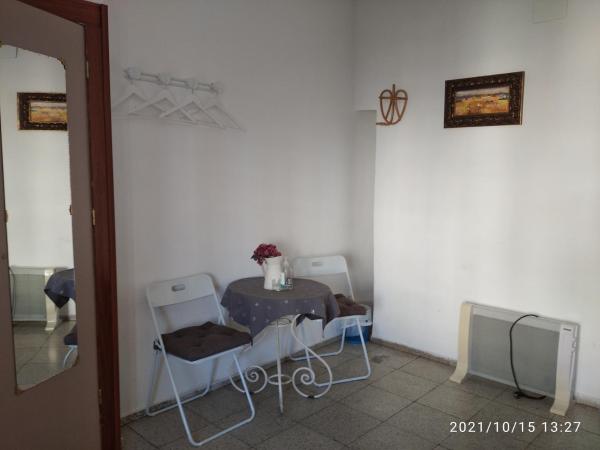 Vivienda Turística Templo Romano : photo 4 de la chambre chambre double avec salle de bains privative