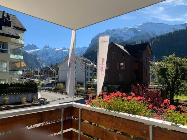 Hotel Belmont : photo 4 de la chambre chambre triple avec balcon