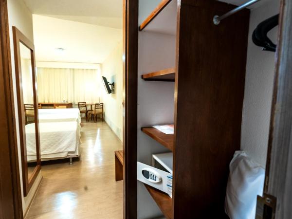 Hotel Praia Centro : photo 2 de la chambre chambre triple standard