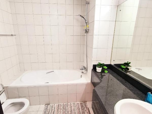 Expo Stay : photo 7 de la chambre lit dans dortoir mixte de 8 lits