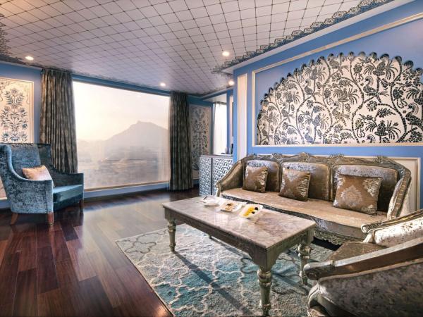 Radisson Blu Udaipur Palace Resort & Spa : photo 1 de la chambre suite deluxe