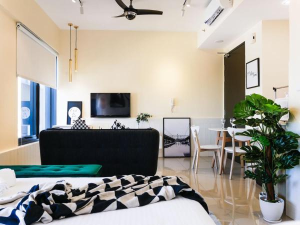 Tropicana 218 Macalister Studio with Seaview : photo 6 de la chambre studio lit queen-size de luxe