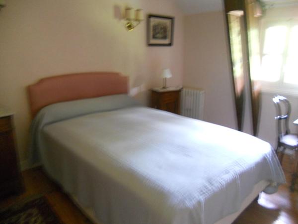 Château de la Moissetie : photo 7 de la chambre chambre double standard