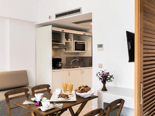 Esperia City Hotel : photo 6 de la chambre appartement 1 chambre (2-4) avec balcon