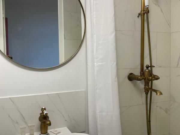 Htel De France Et De Guise : photo 2 de la chambre chambre double standard
