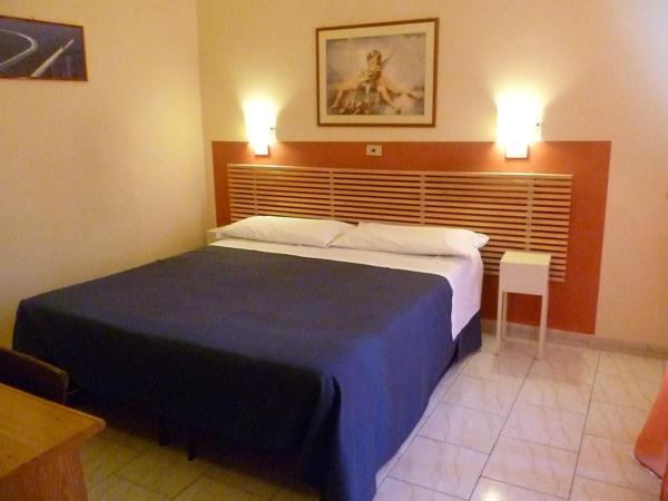 Hotel Pensione Romeo : photo 2 de la chambre chambre double ou lits jumeaux