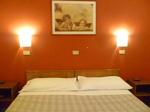 Hotel Pensione Romeo : photo 9 de la chambre chambre quadruple