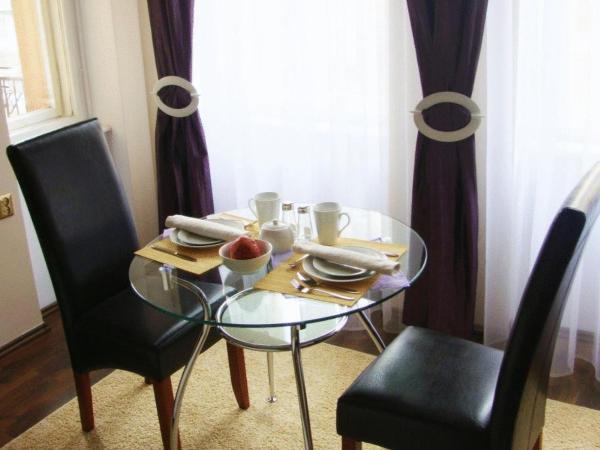 Sleep Well : photo 7 de la chambre chambre double ou lits jumeaux avec salle de bains commune