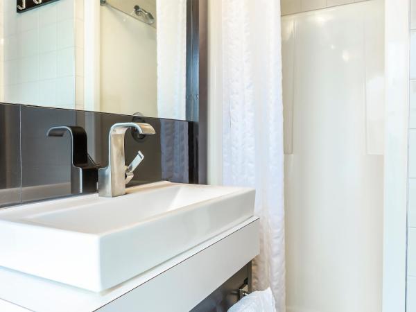 Hotel Louisbourg : photo 1 de la chambre chambre familiale