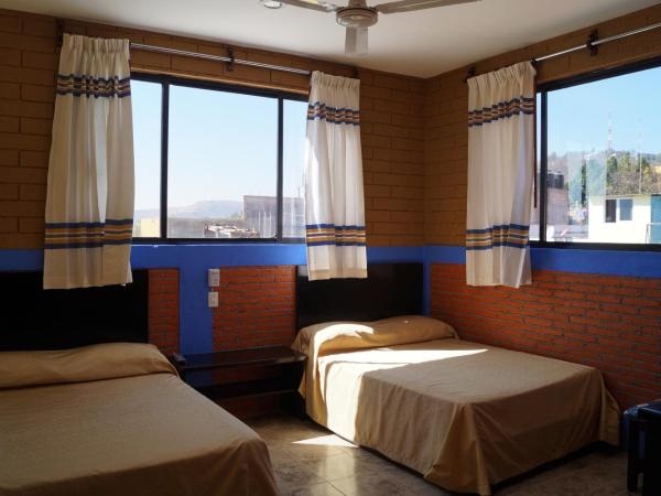 Casa Xochimilco : photo 1 de la chambre chambre deluxe avec 2 lits queen-size