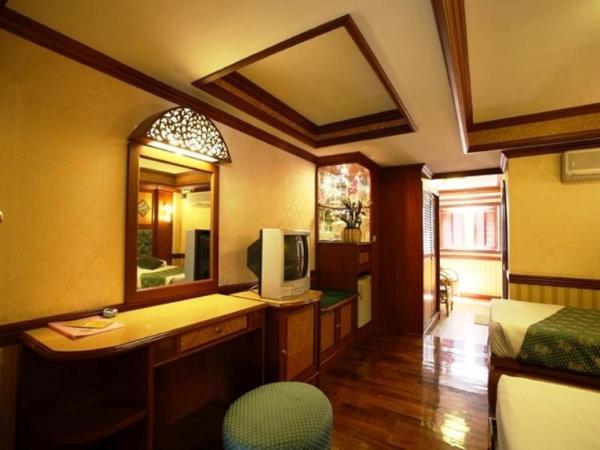 Highway Hotel : photo 6 de la chambre chambre double ou lits jumeaux de luxe 