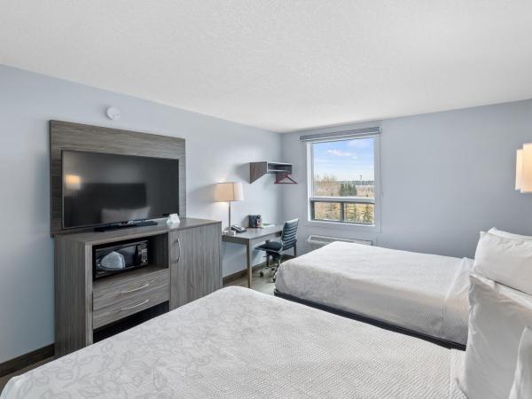 Emerald Hotel & Suites Calgary Airport : photo 3 de la chambre chambre supérieure avec 2 lits doubles - non-fumeurs