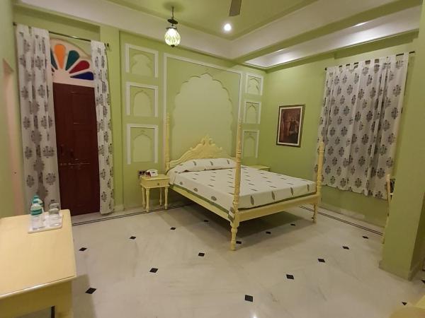 Raj Rajeshwari Haveli : photo 5 de la chambre chambre lit king-size