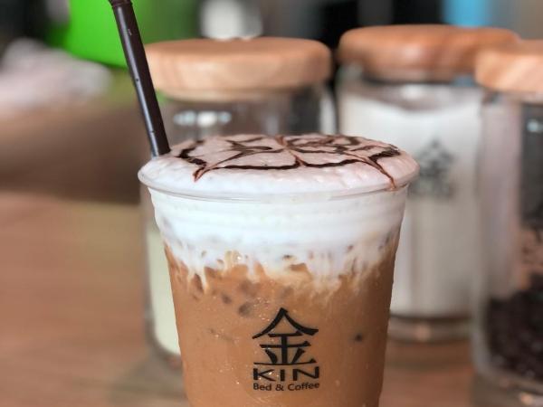 Kin Bed Chiang Mai : photo 1 de la chambre chambre familiale - vue sur montagne