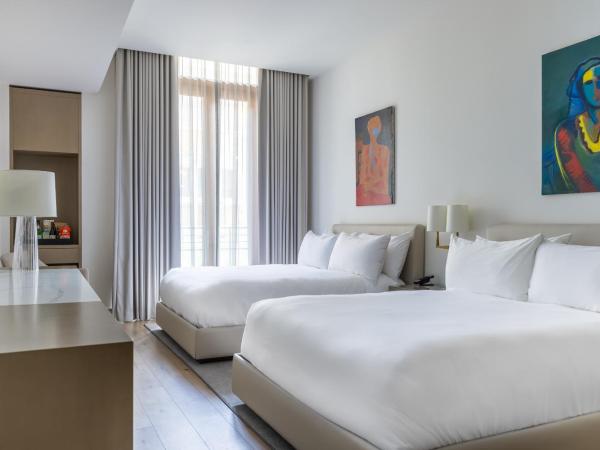 La Colombe d'Or Hotel : photo 6 de la chambre hébergement de luxe avec 2 lits queen-size doubles - tour