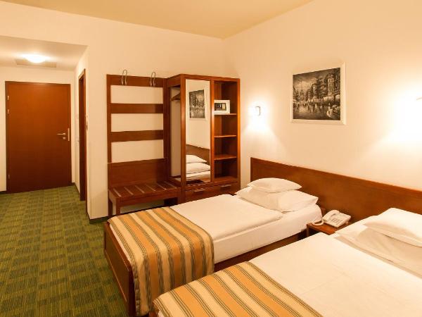 Best Western Airport Hotel Stella : photo 3 de la chambre chambre lits jumeaux confort