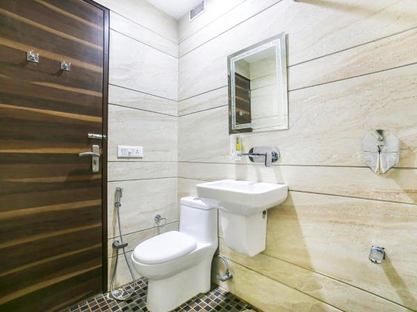 FabHotel Prime Sapphire Inn : photo 4 de la chambre chambre deluxe