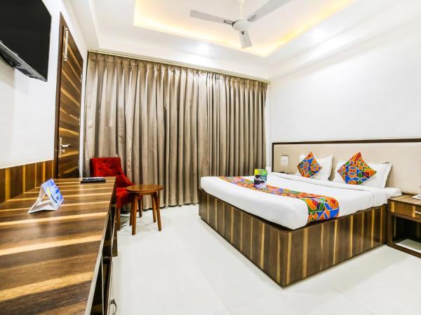 FabHotel Prime Sapphire Inn : photo 2 de la chambre suite