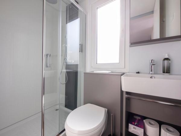 Terra Park Phalaris : photo 7 de la chambre mobile home pinus avec piscine