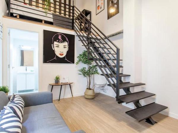 COOL LOFTS center valencia : photo 2 de la chambre chambre double avec salle de bains privative