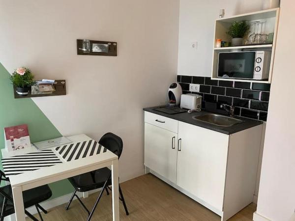 COOL LOFTS center valencia : photo 8 de la chambre chambre double avec salle de bains privative