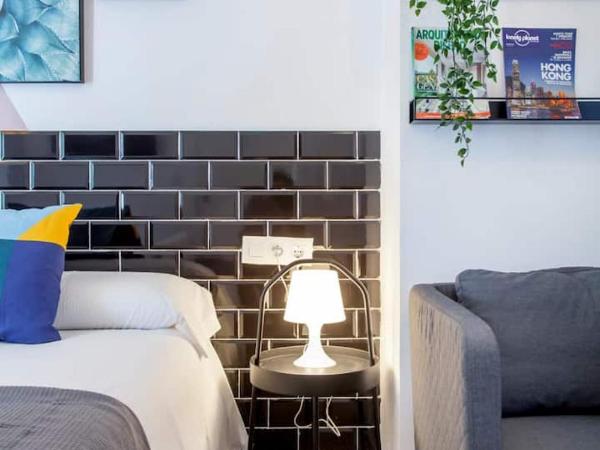 COOL LOFTS center valencia : photo 5 de la chambre chambre double avec salle de bains privative