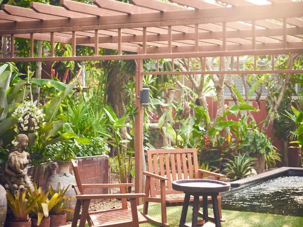 Ruenkanok Thaihouse Resort : photo 3 de la chambre villa avec vue sur Étang