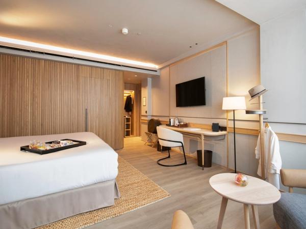 Only YOU Hotel Málaga : photo 3 de la chambre hébergement deluxe soho