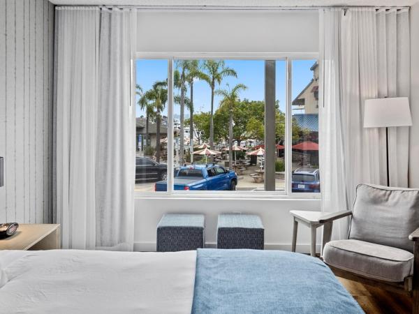 Sea Harbor Hotel - San Diego : photo 1 de la chambre chambre lit king-size - vue sur mer