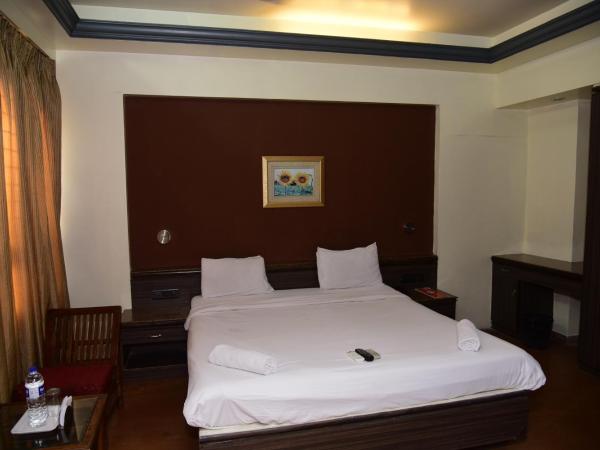 Celebrations Inn Pune : photo 8 de la chambre chambre de luxe ac